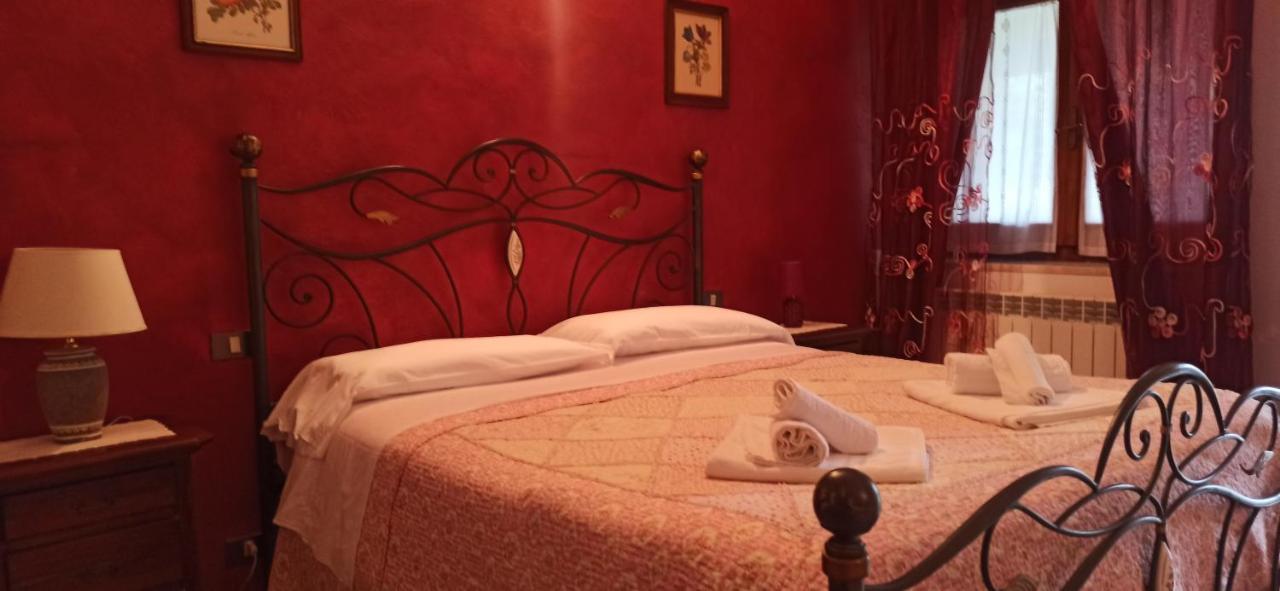 Agriturismo Le Chicche Di Mafalda モンテメラノ エクステリア 写真