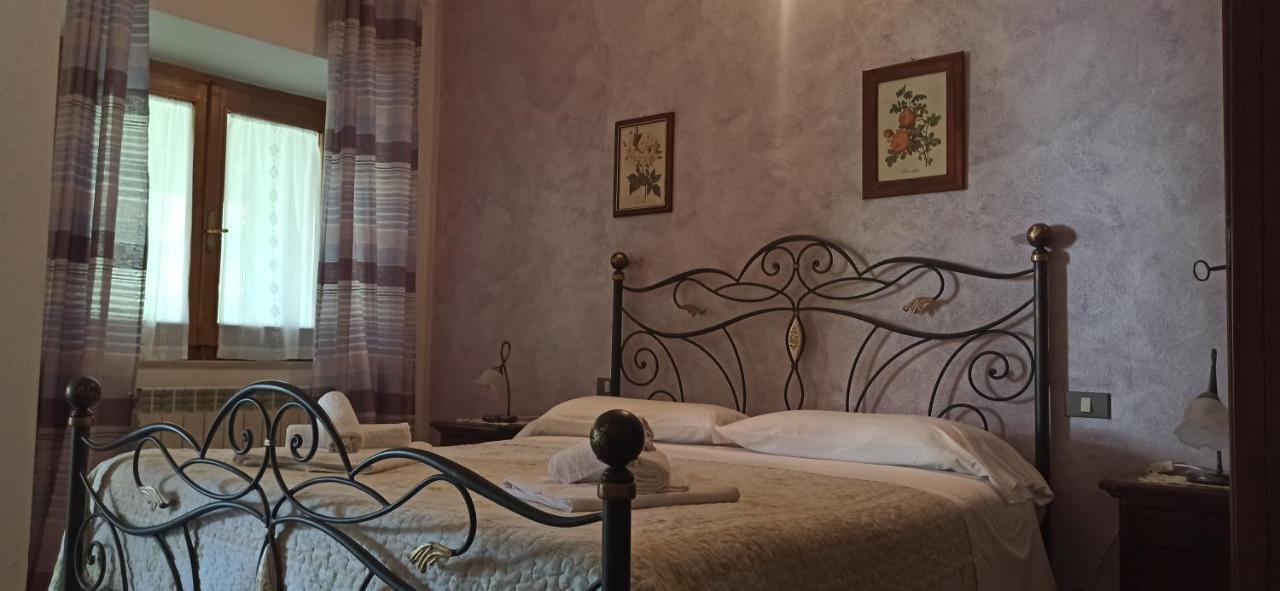 Agriturismo Le Chicche Di Mafalda モンテメラノ エクステリア 写真