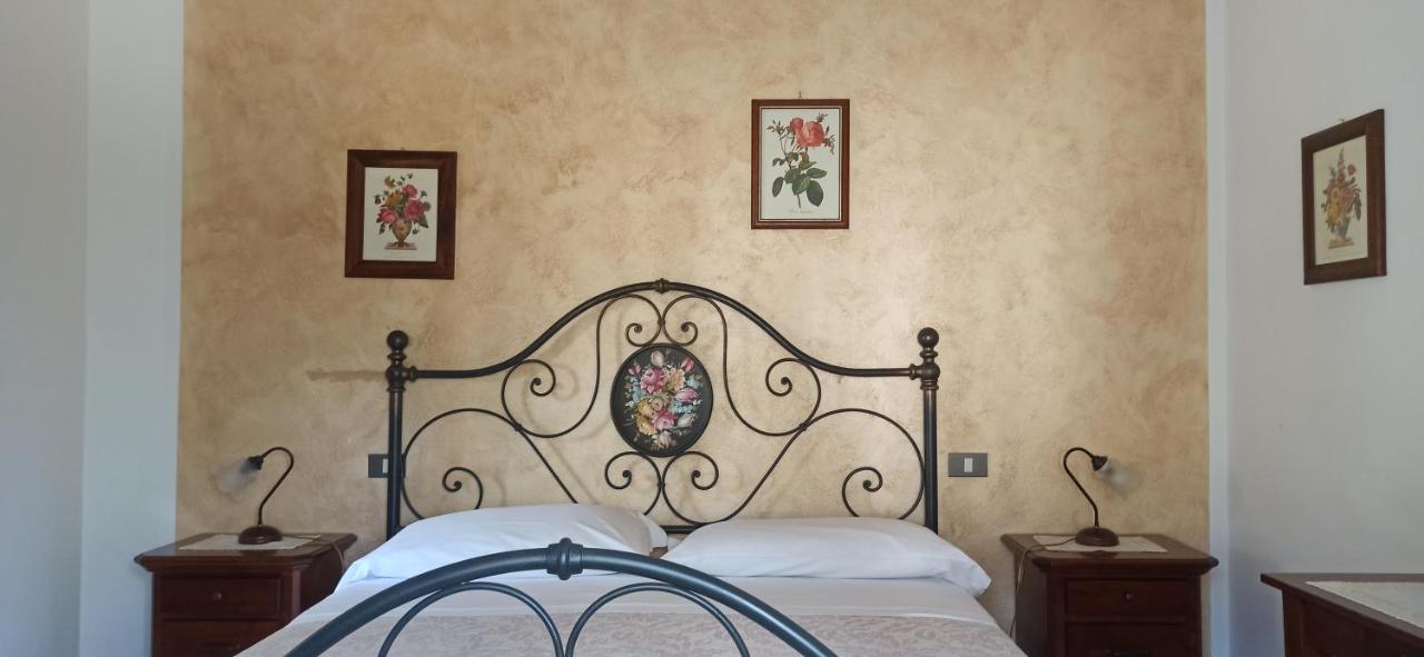 Agriturismo Le Chicche Di Mafalda モンテメラノ エクステリア 写真