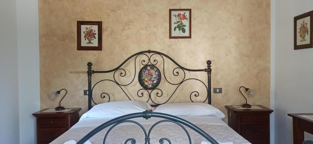Agriturismo Le Chicche Di Mafalda モンテメラノ エクステリア 写真